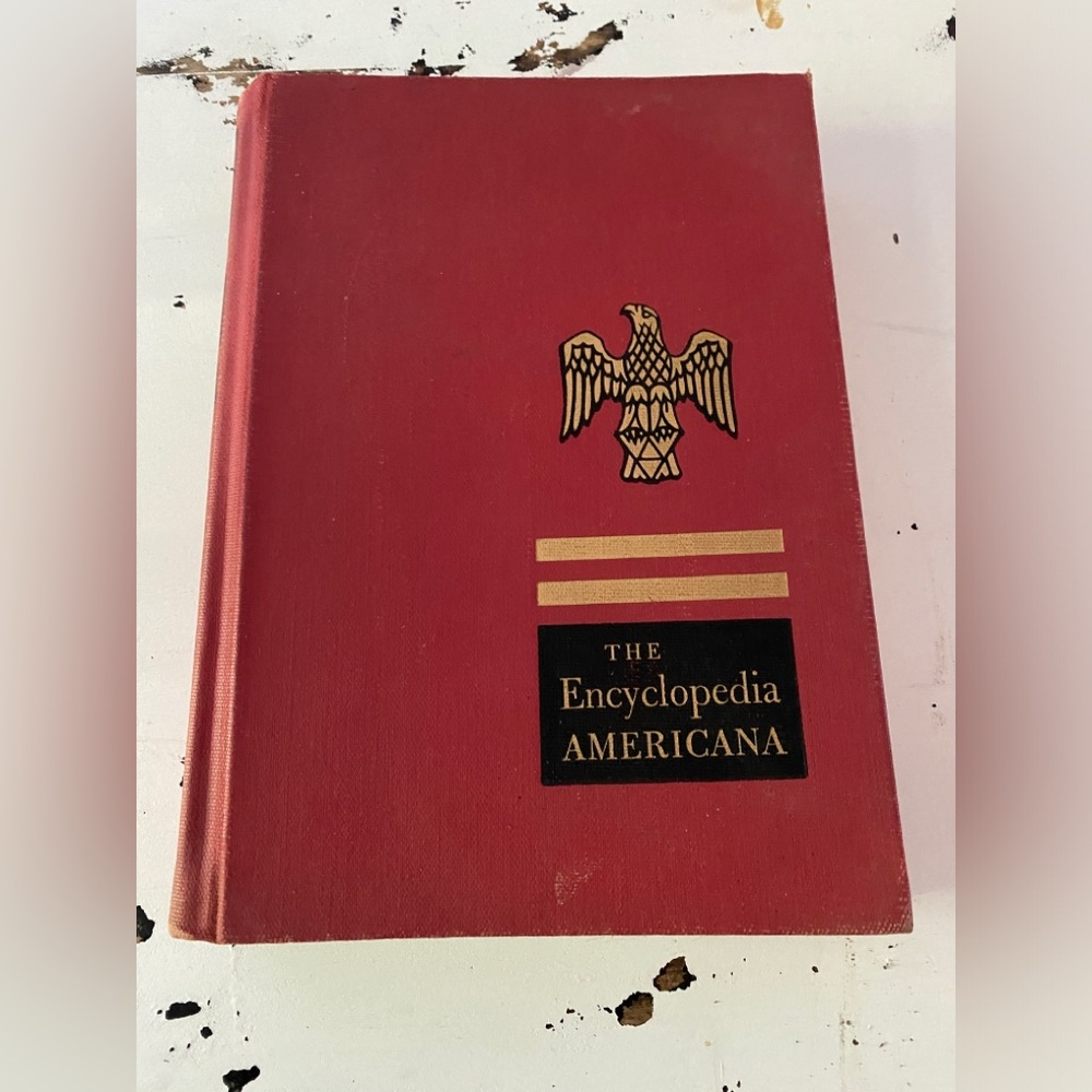 Encyclopedia Americana 1961 Vol 15 India to Jeffers